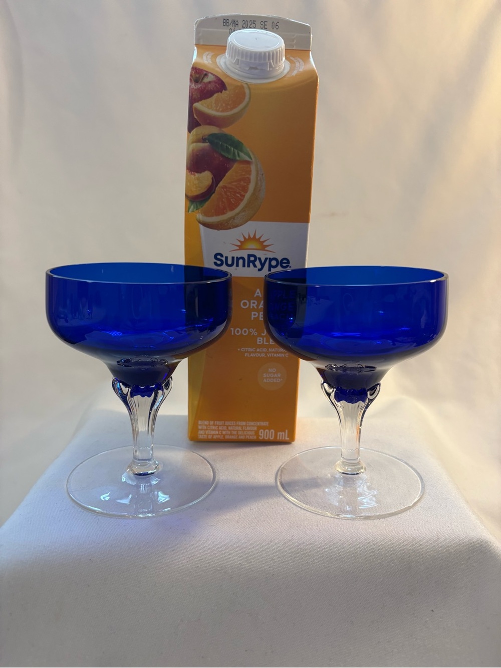 2-Sasski Coronation cobalt blue champagne or tall sherbet footed Glasses